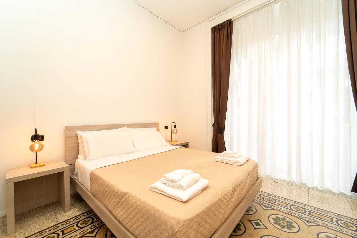 La Piazza Suite Napoli Eksteriør bilde