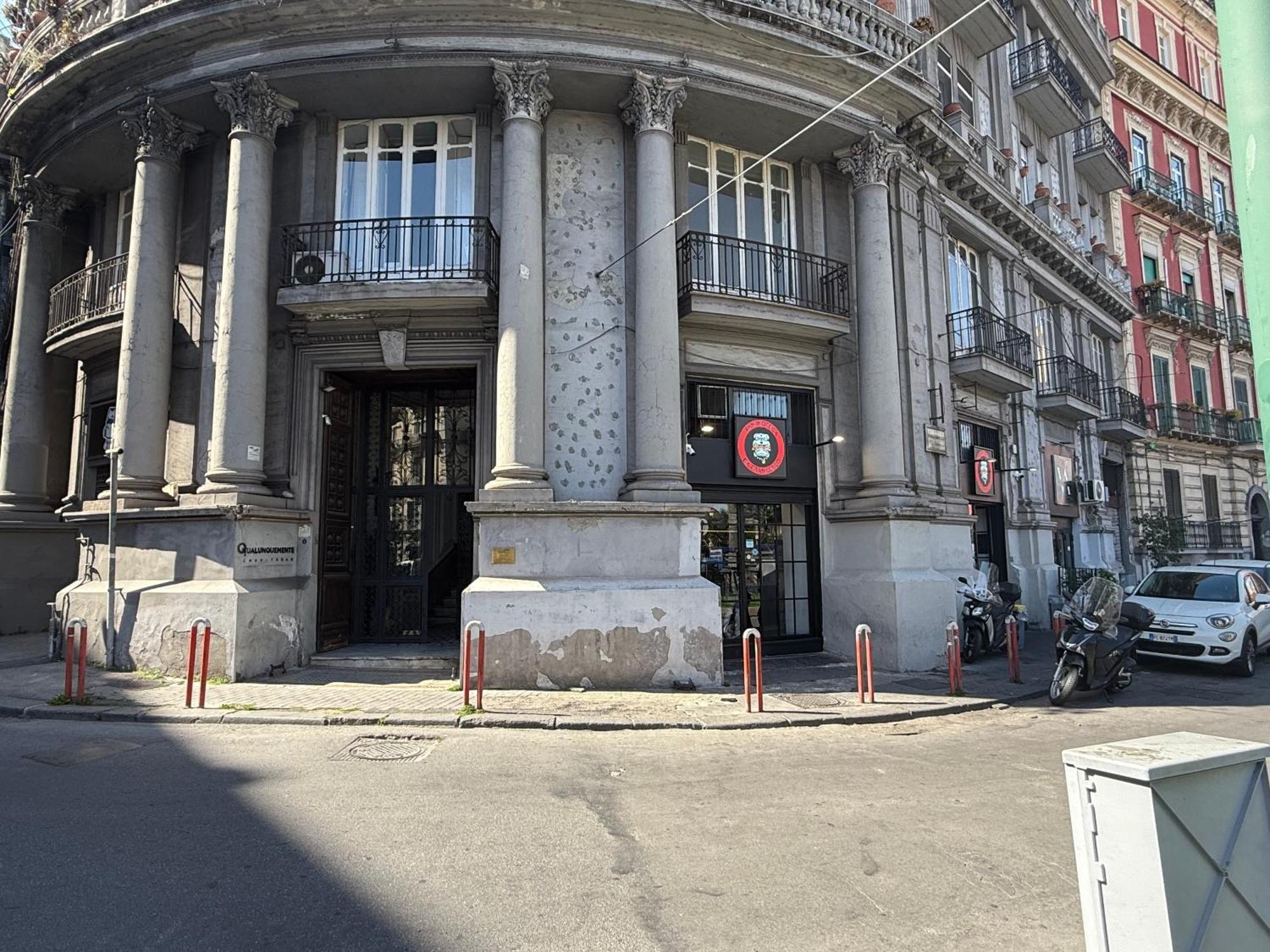 La Piazza Suite Napoli Eksteriør bilde