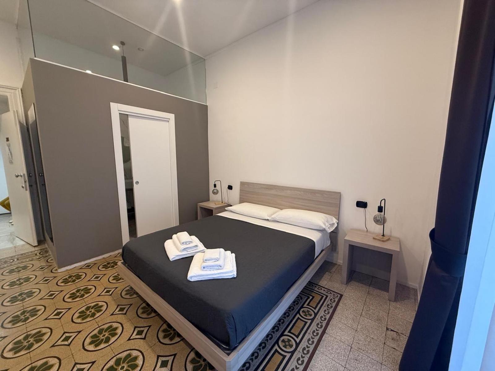 La Piazza Suite Napoli Eksteriør bilde
