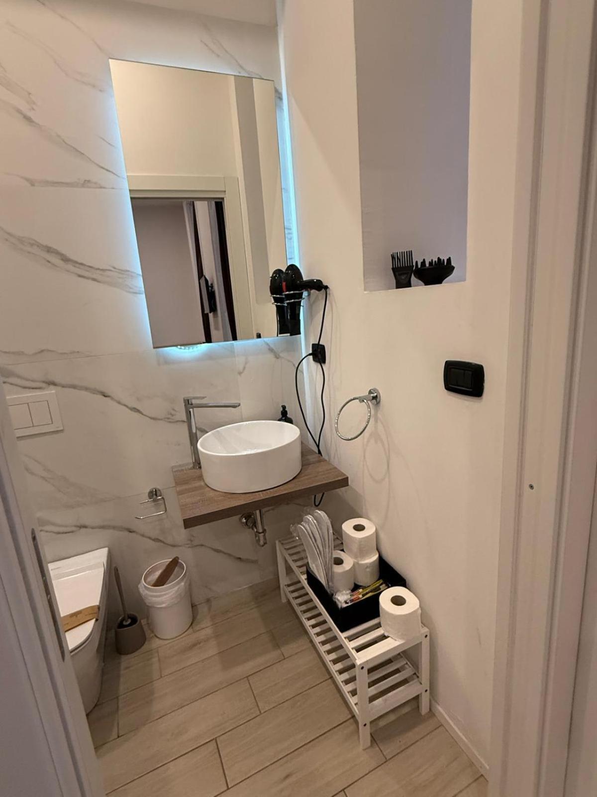 La Piazza Suite Napoli Eksteriør bilde