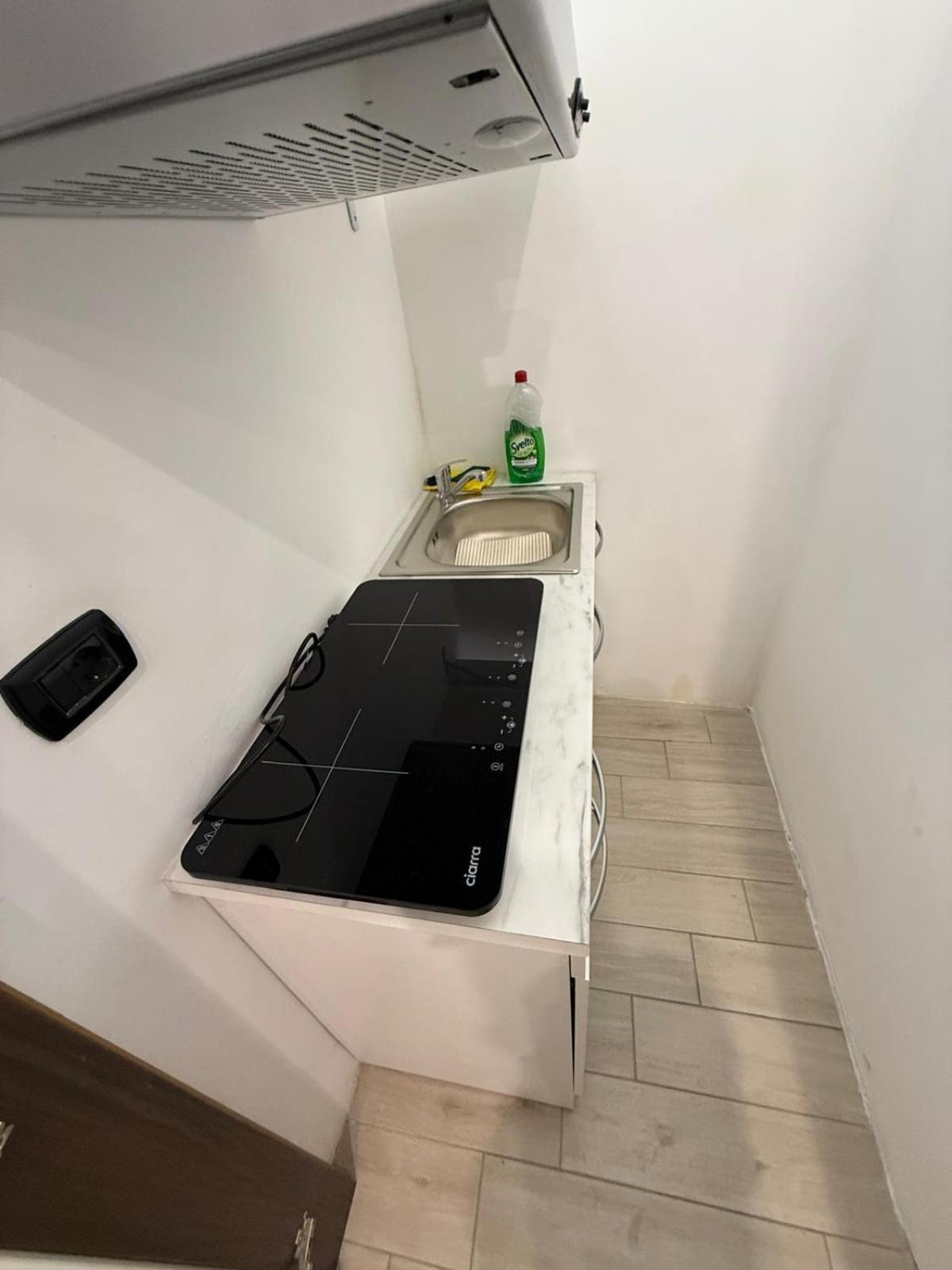 La Piazza Suite Napoli Eksteriør bilde
